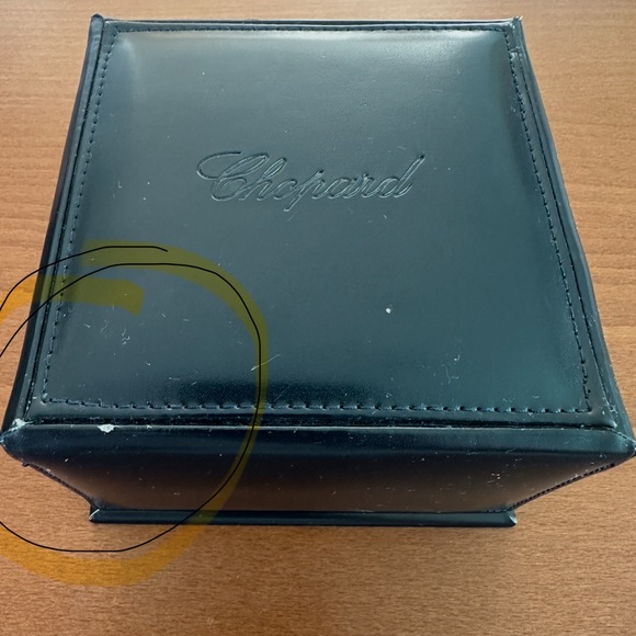 Chopard Elegant Black Leather Box for watch. - Picture 2 of 3